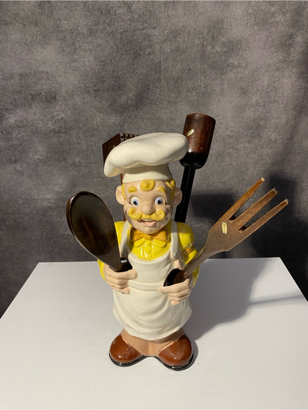 Vintage Ceramic Chef Utensil Holder Caddy w 4 Wooden Tools Meat Tenderizer